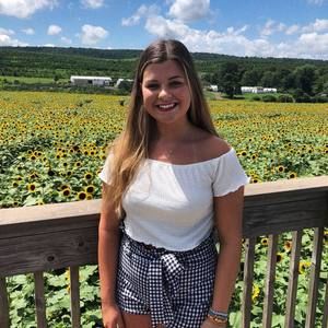 Meet your Posher, Alli